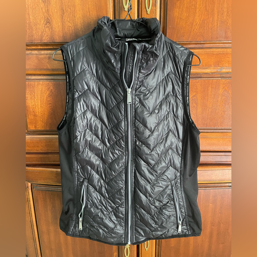 Women’s Calvin Klein Performance Puffer Vest Size M
